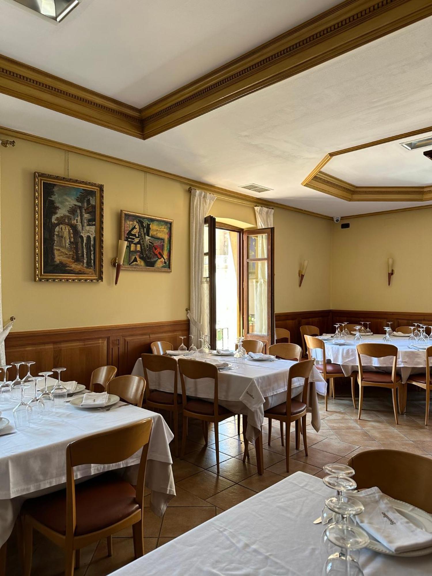 Hostal Restaurante Boccalino León Eksteriør bilde