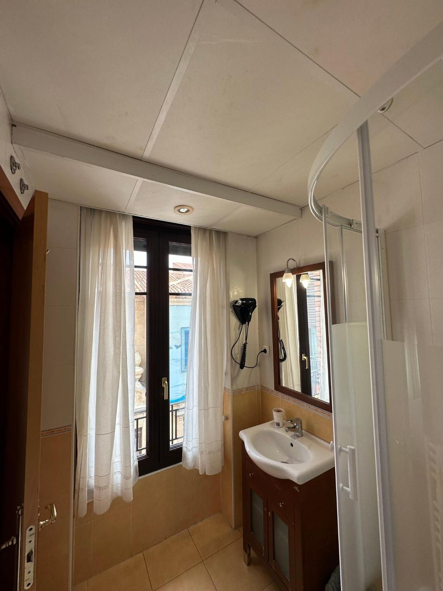 Hostal Restaurante Boccalino León Rom bilde